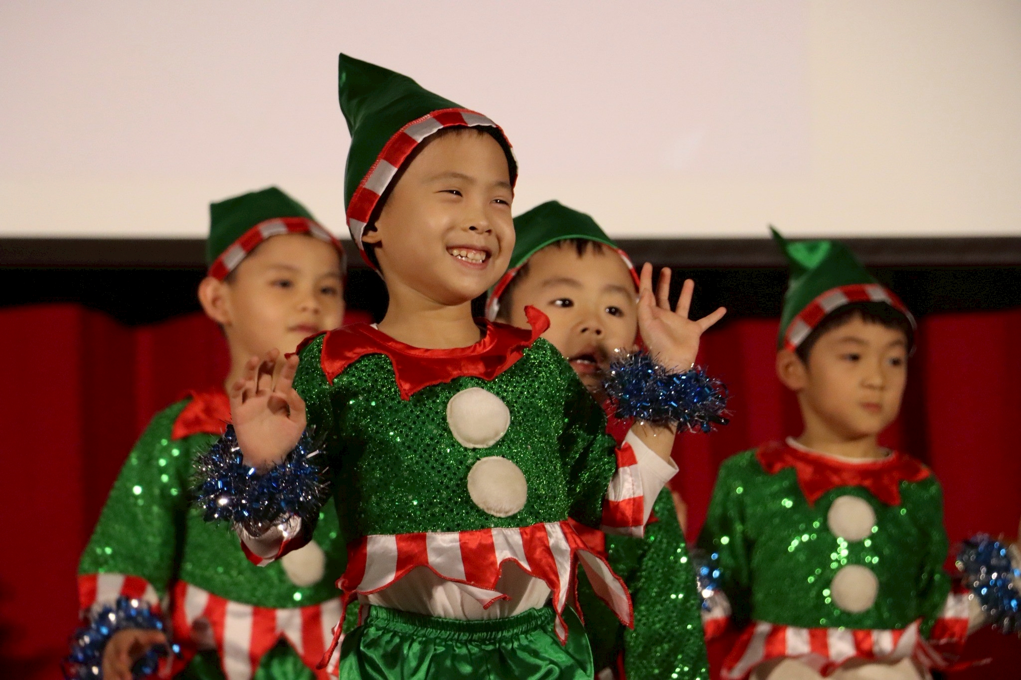 LINE_ALBUM_World Parade - Christmas Show_250821_1