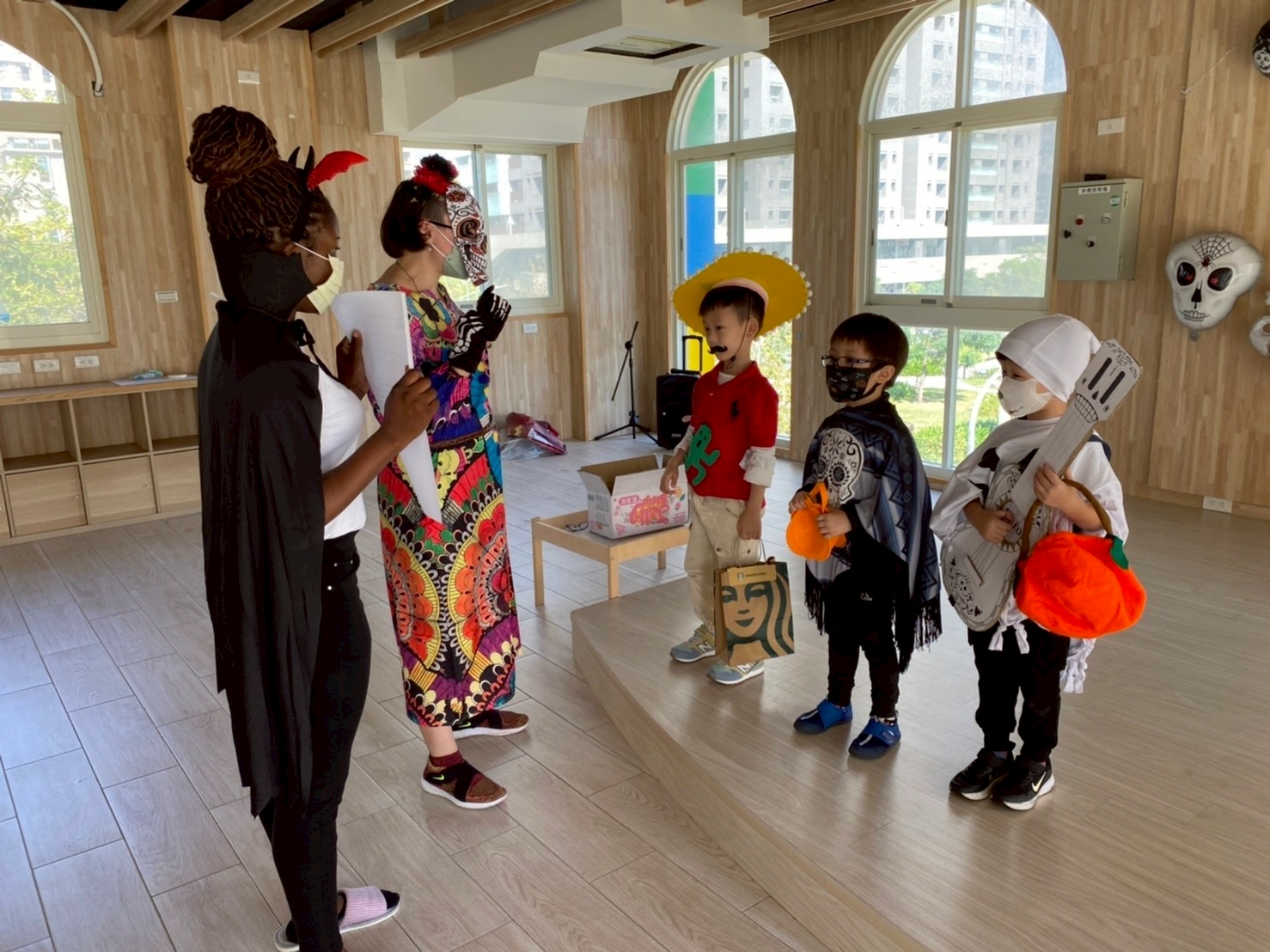 LINE_ALBUM_World Parade - Halloween_250821_3